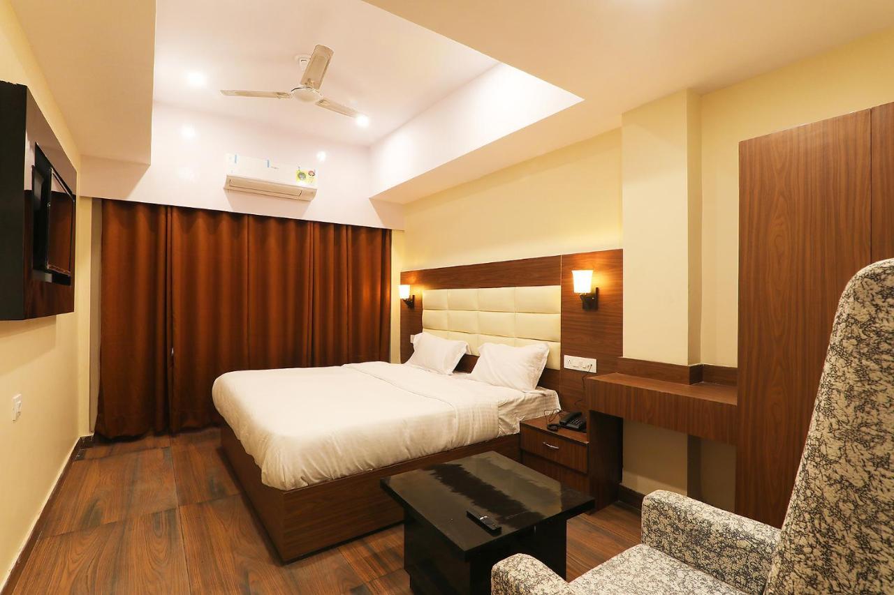 Fabhotel Blueark ラクナウ エクステリア 写真