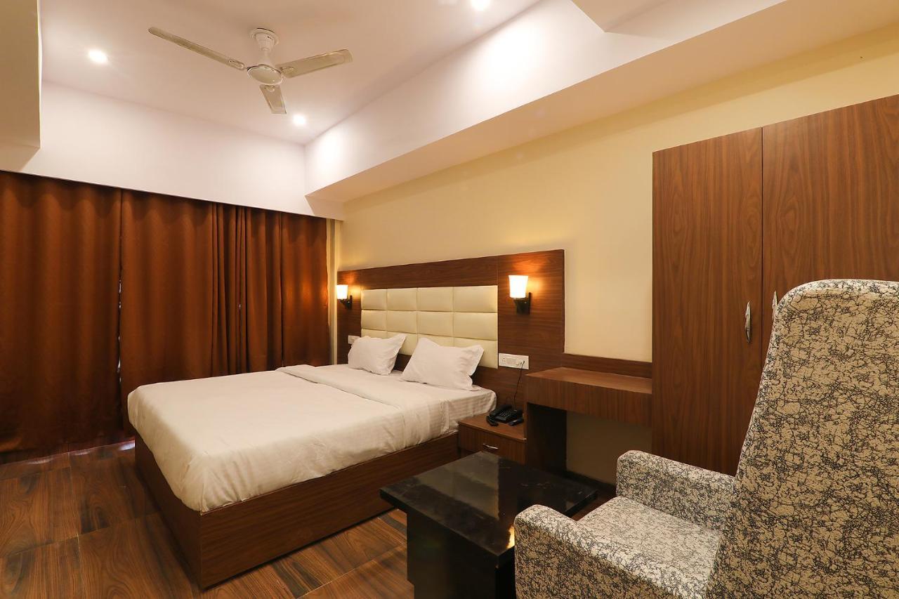Fabhotel Blueark ラクナウ エクステリア 写真